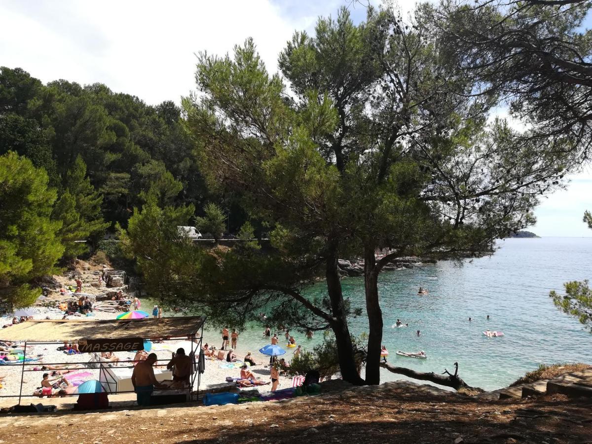 Apartmani Katerina Πούλα Εξωτερικό φωτογραφία