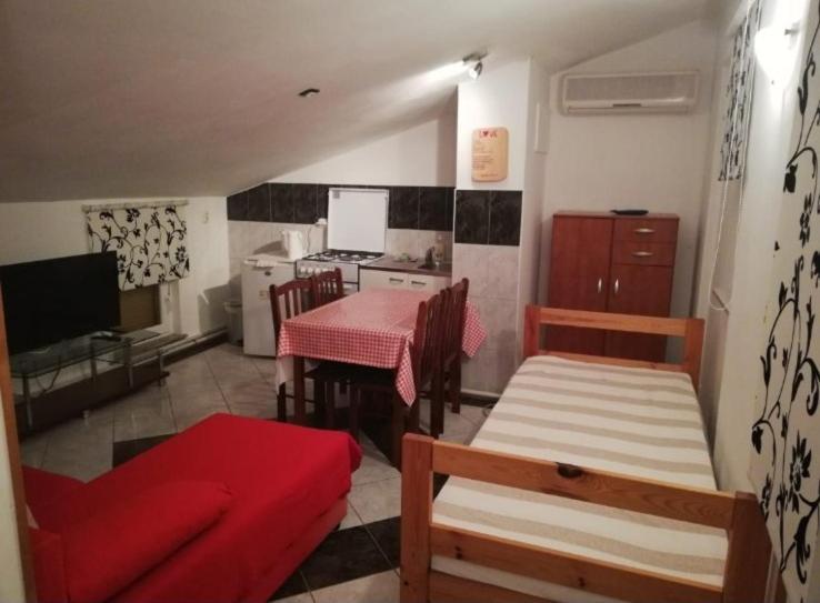 Apartmani Katerina Πούλα Εξωτερικό φωτογραφία