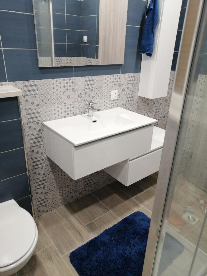 Apartmani Katerina Πούλα Εξωτερικό φωτογραφία